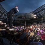 Robbie-Williamsi-kontserdile-on-tulemas-üle-50-000-inimese.jpg