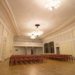 Valge-saal.-Vaade-akende-poolt.-Foto-Indrek-Arula.jpg