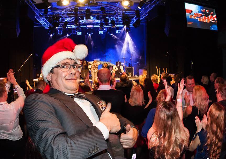 Soome eestlaste jõulupeo teevad nauditavaks Laura Põldvere ja Henrik Normann