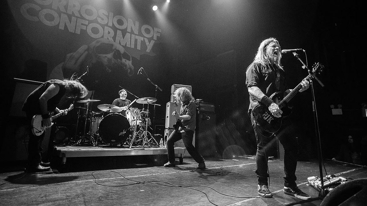 Corrosion of Conformity esineb juulis Tallinnas