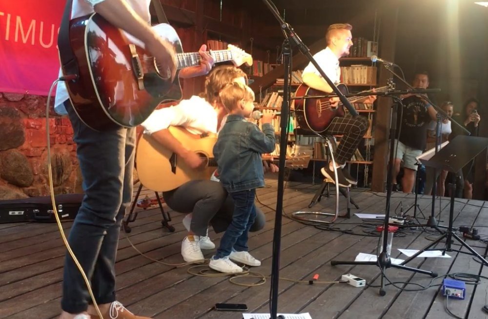 NUNNU VIDEO I Väike fänn hüppas lavale koos Stigi ja Victoriga “Stormi” laulma