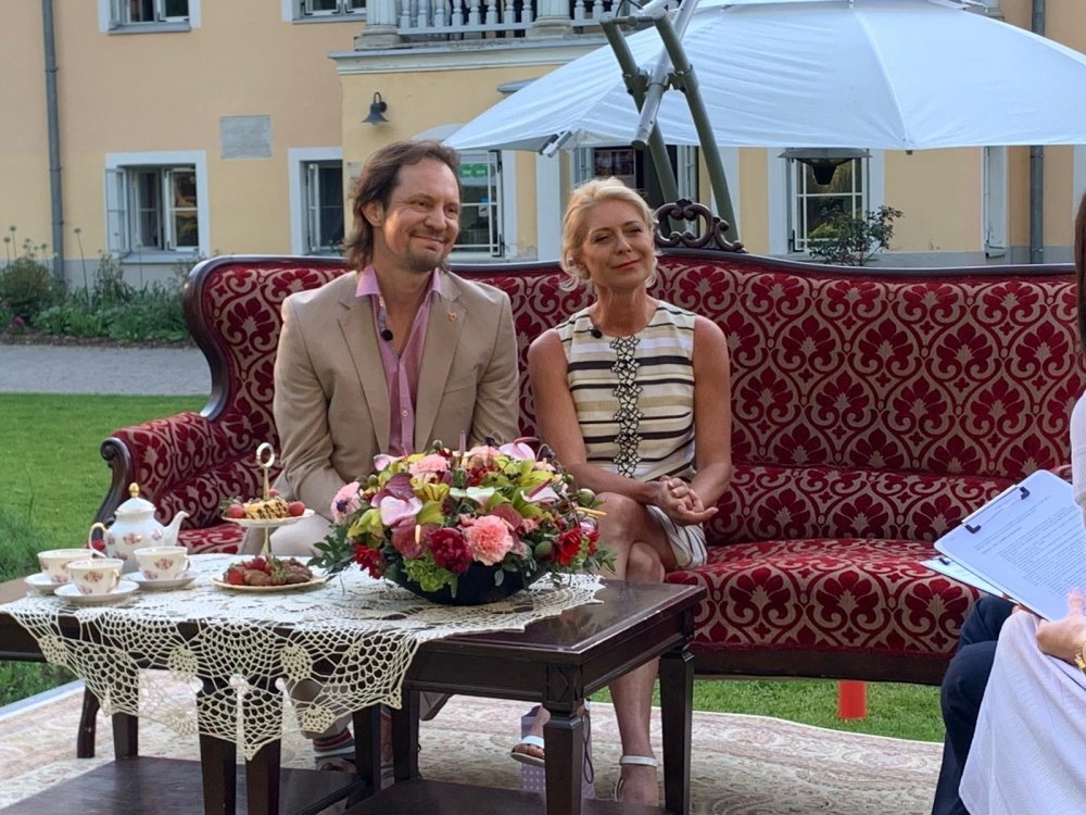 VIDEO I Ülle Lichtfeldt ja Indrek Saar uuest rollist: õpime vanavanemateks olemist